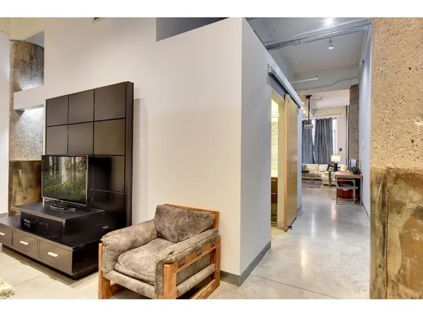 $2,395 | 700 North Washington Avenue, Unit 307, Minneapolis, MN 55401