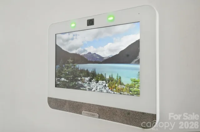 $380,000 | 8018 Saluda Drive, Charlotte, NC 28269