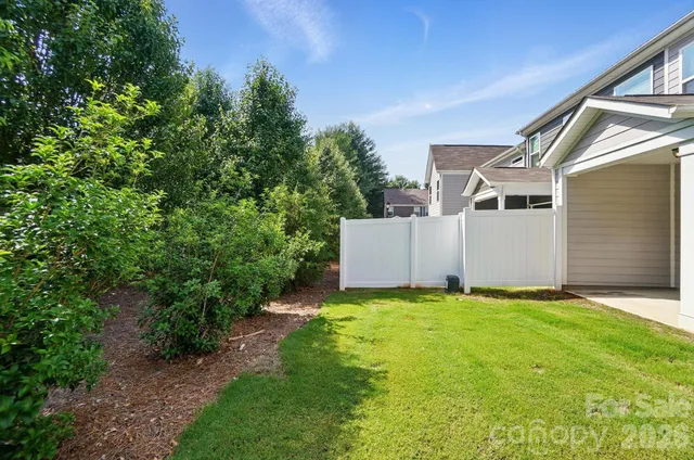 $380,000 | 8018 Saluda Drive, Charlotte, NC 28269
