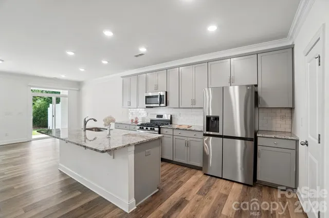 $380,000 | 8018 Saluda Drive, Charlotte, NC 28269