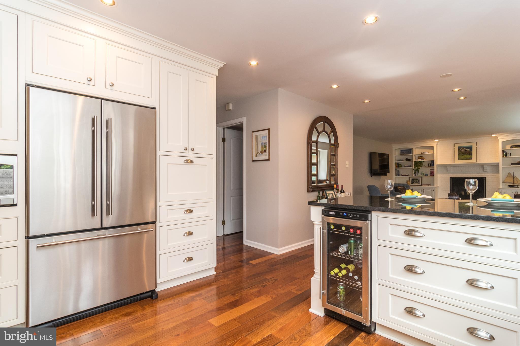 222 Southwind Drive Doylestown, PA 18901 - Photo 12 of 37 Bright Sunny Kitchen