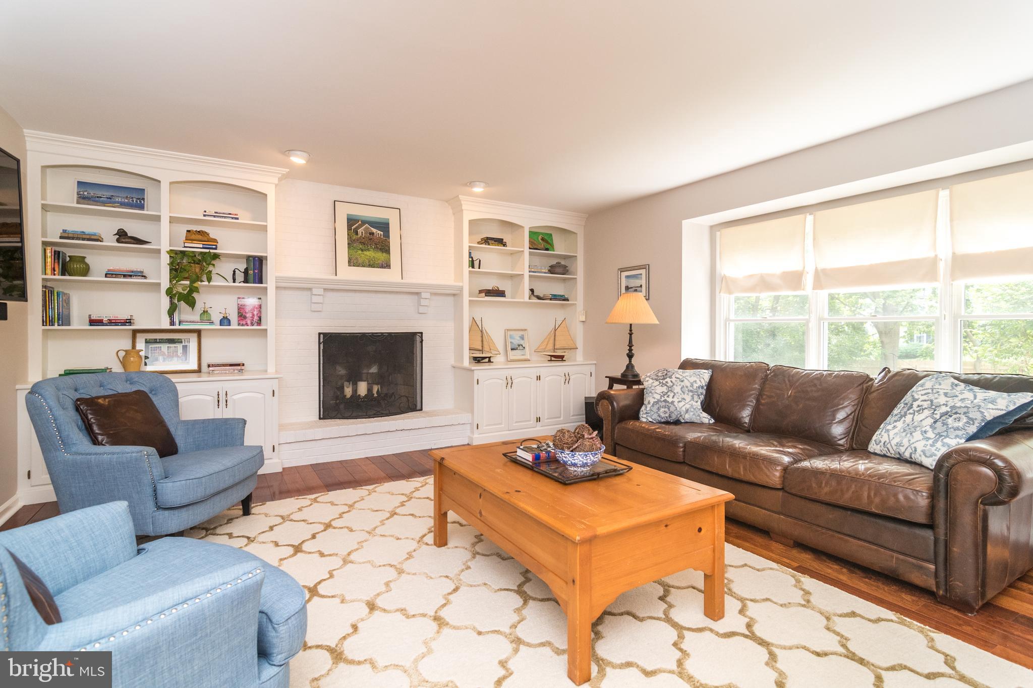 222 Southwind Drive Doylestown, PA 18901 - Photo 21 of 37 Family Room Open to Kitchen