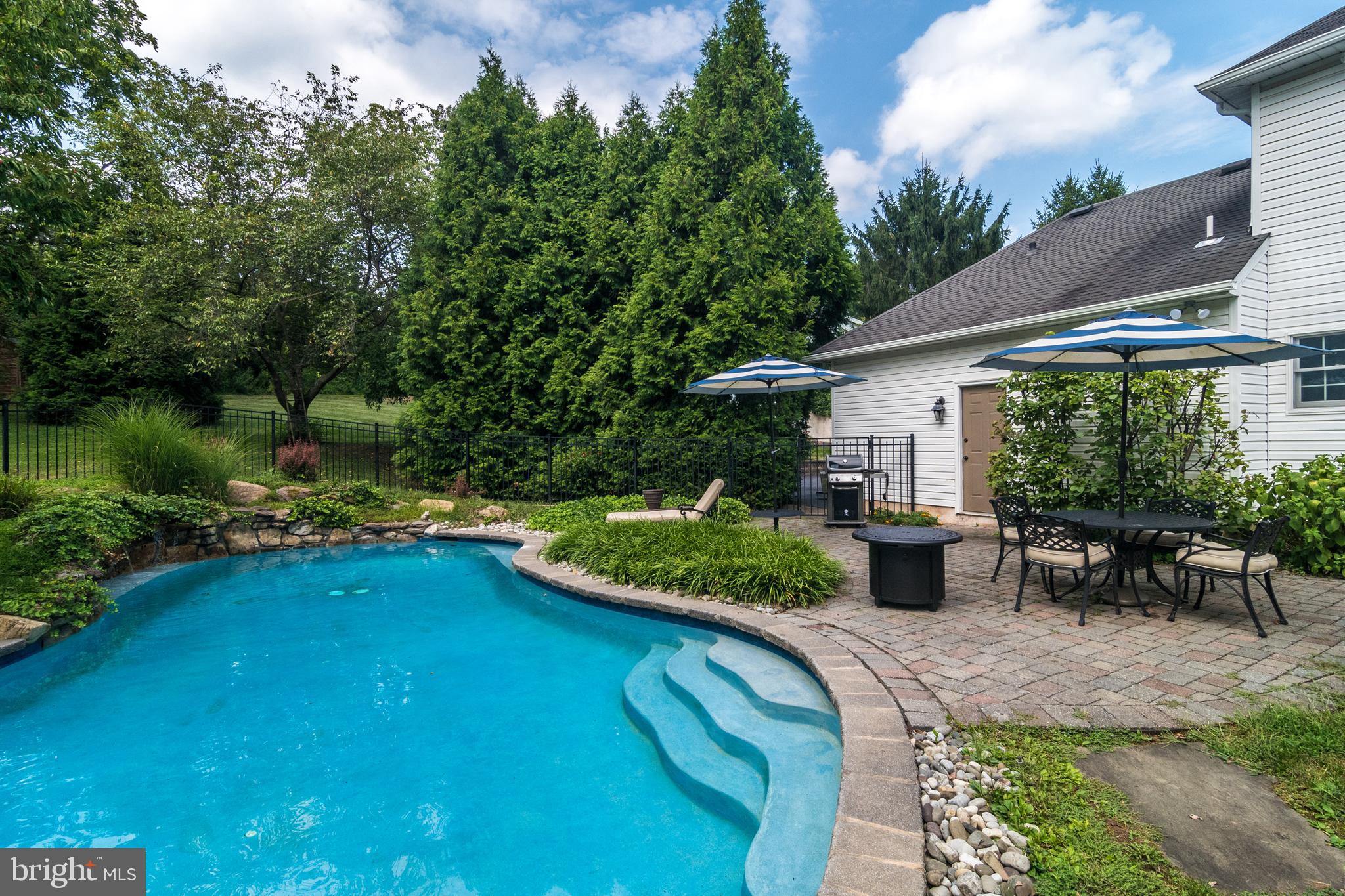 222 Southwind Drive Doylestown, PA 18901 - Photo 34 of 37 Inground Pool