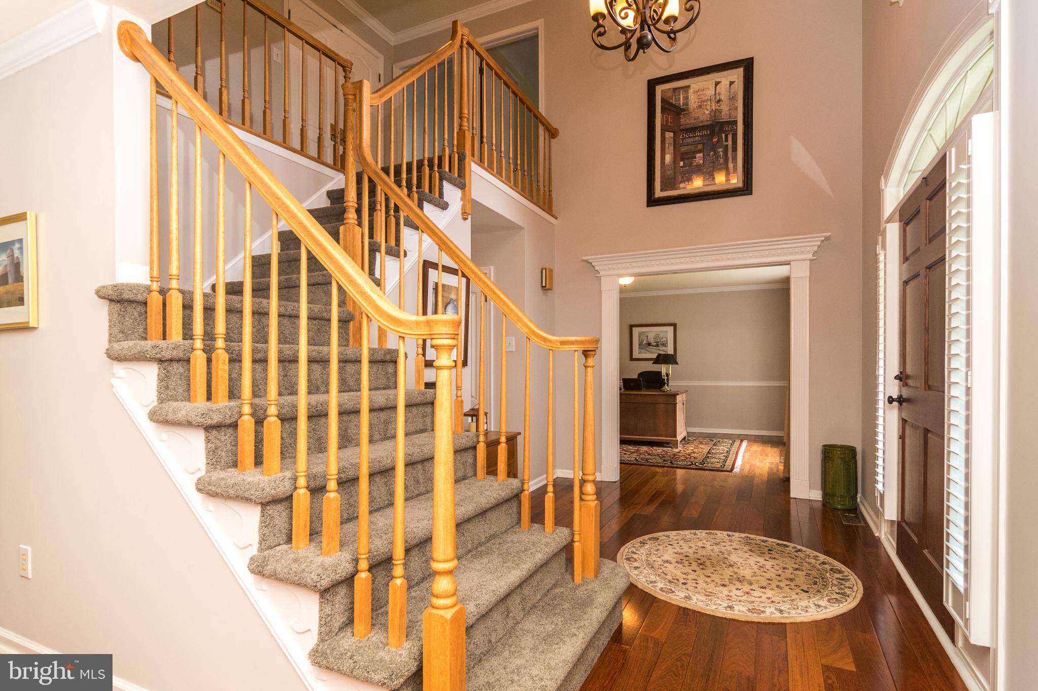 222 Southwind Drive Doylestown, PA 18901 - Photo 4 of 37 Spacious Entry Foyer