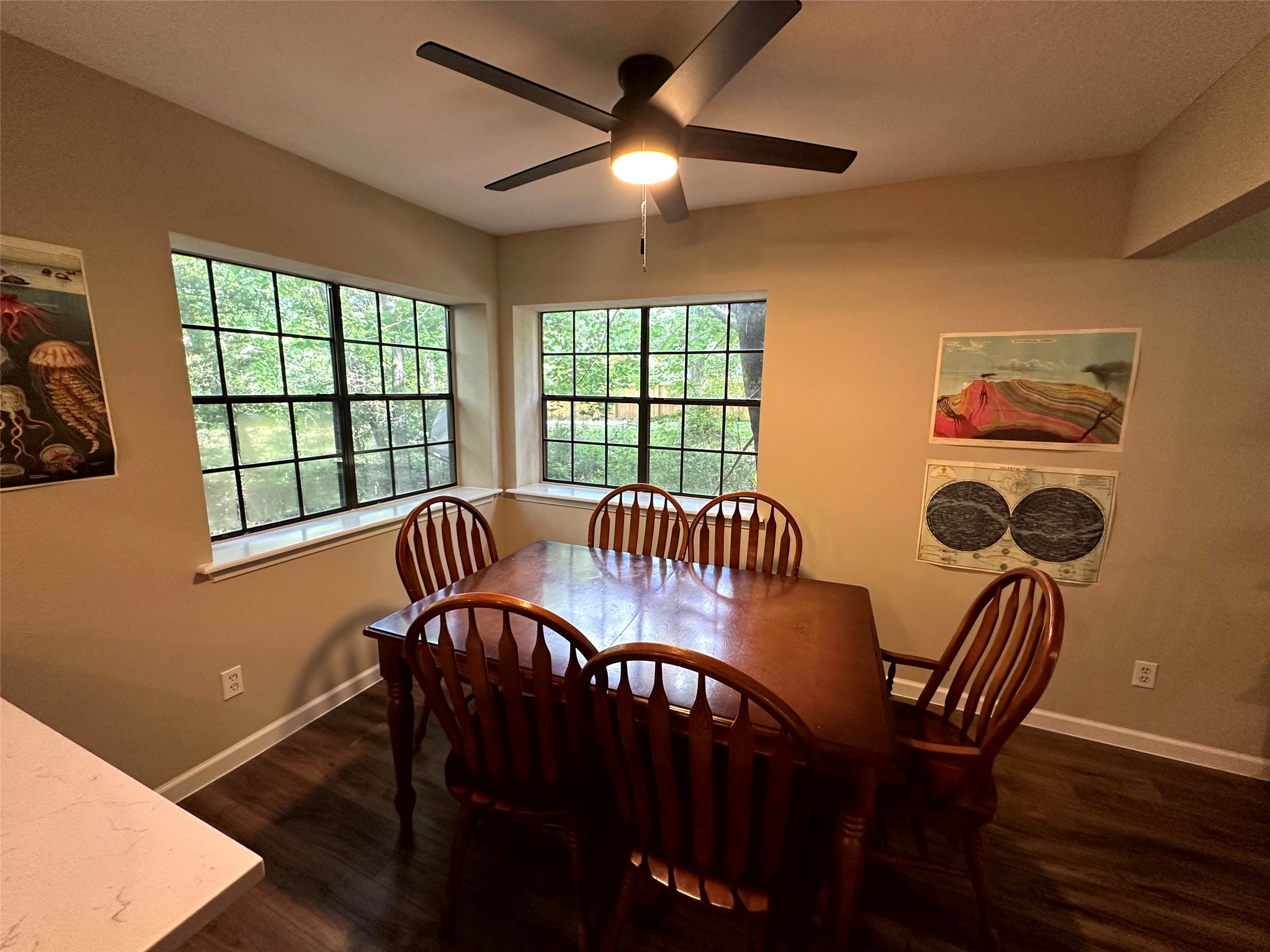 12289 Thompson Road Willis, TX 77318 - Photo 6 of 20 Breakfast area.