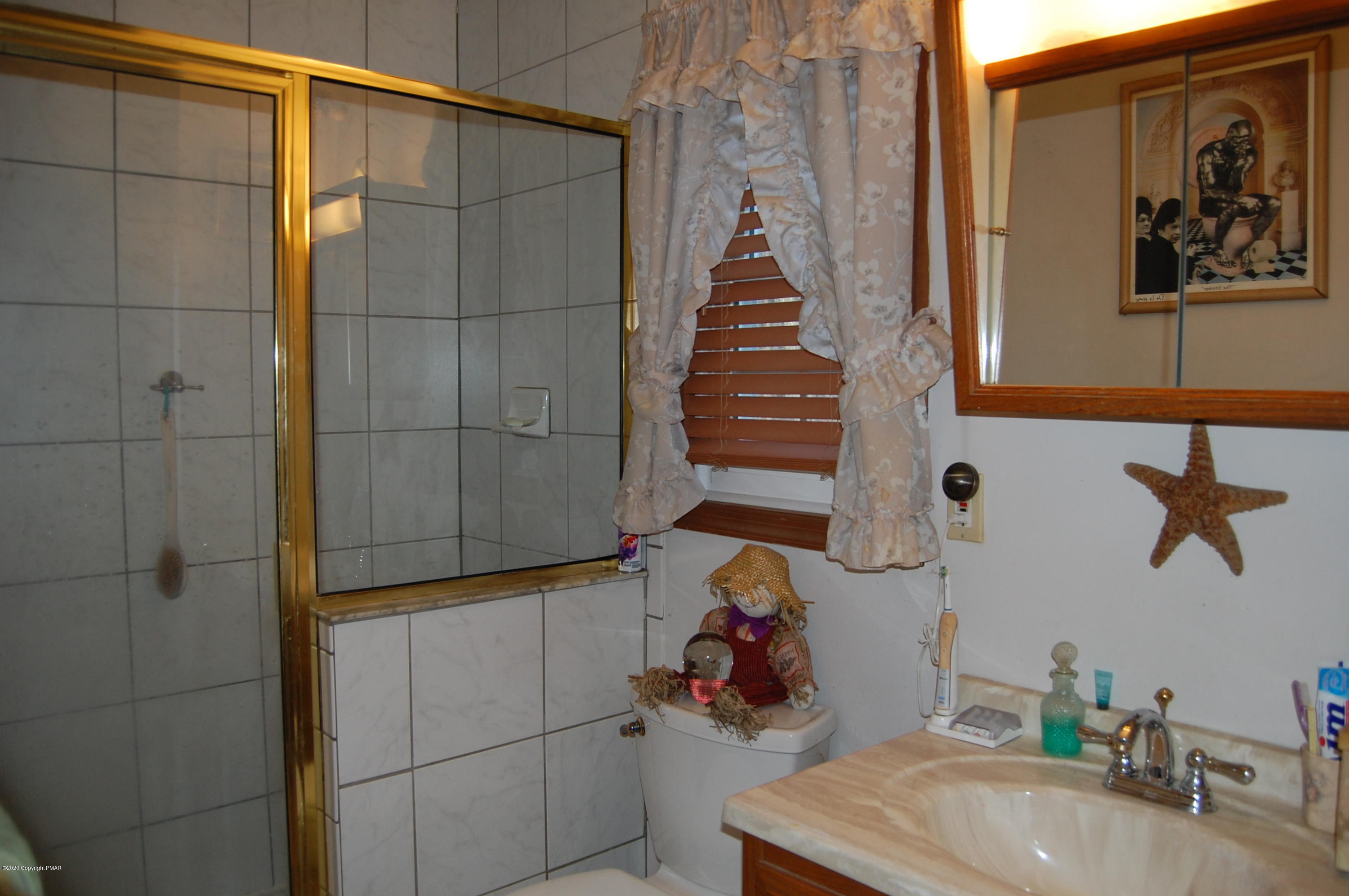 6207 Laurel Road Pocono Summit, PA 18346 - Photo 11 of 11 Bathroom