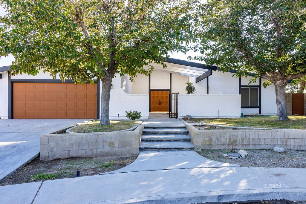 613 Alice Avenue Ridgecrest, CA 93555 - Photo 5 of 46
