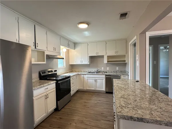 $1,600 | 4806 Alma Street, Corpus Christi, TX 78411