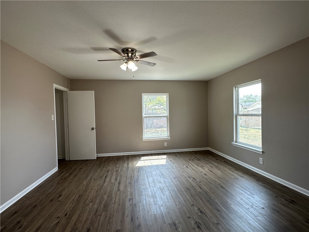 4806 Alma Street Corpus Christi, TX 78411 - Photo 5 of 8