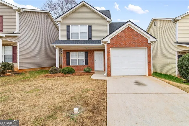 $220,000 | 6110 Flagstaf Walk, McDonough, GA 30252