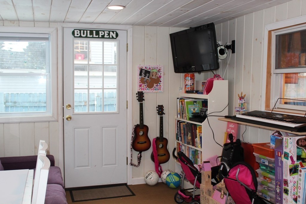15 Walcott Street Hopkinton, MA 01748 - Photo 14 of 28