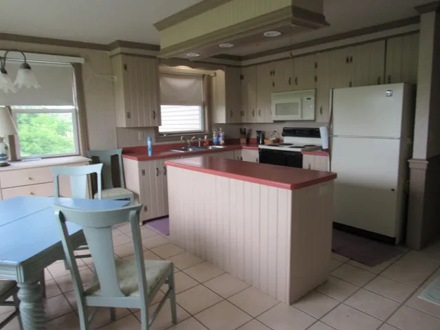 $229,900 | N3901 Highway 76, Hortonville, WI 54944