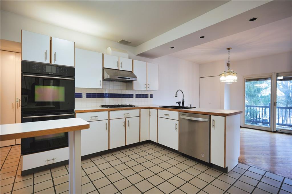 6436 Nicholson Street Pittsburgh, PA 15217 - Photo 14 of 50