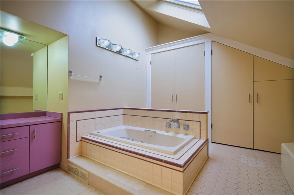 6436 Nicholson Street Pittsburgh, PA 15217 - Photo 24 of 50