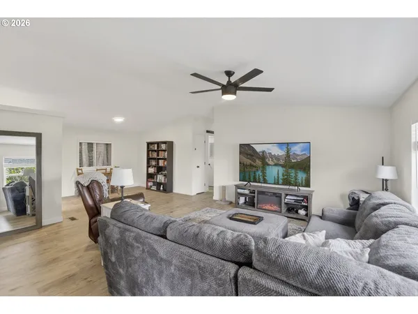 $349,900 | 1218 West C Street, Rainier, OR 97048