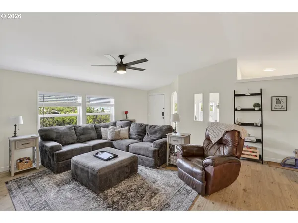 $349,900 | 1218 West C Street, Rainier, OR 97048