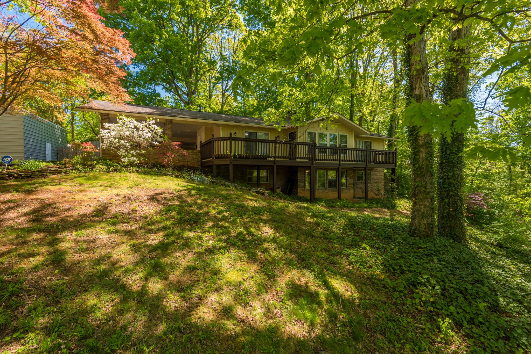 1104 Delray Road Knoxville, TN 37923 - Photo 1 of 32 Gallery Image 1
