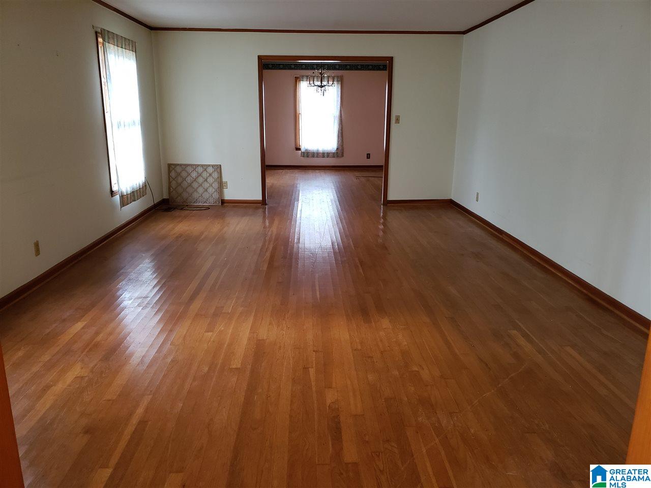 1310 Parsons Road Sylacauga, AL 35150 - Photo 5 of 17