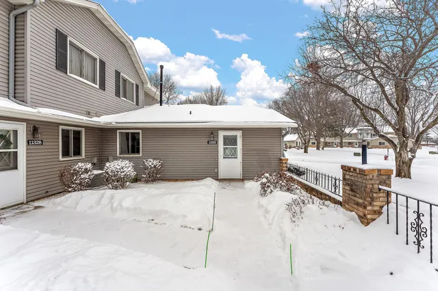 $200,000 | 11332 Ibis Street Northwest, Coon Rapids, MN 55433