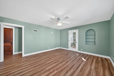 $329,900 | 1207 Grant Street, Lake Geneva, WI 53147