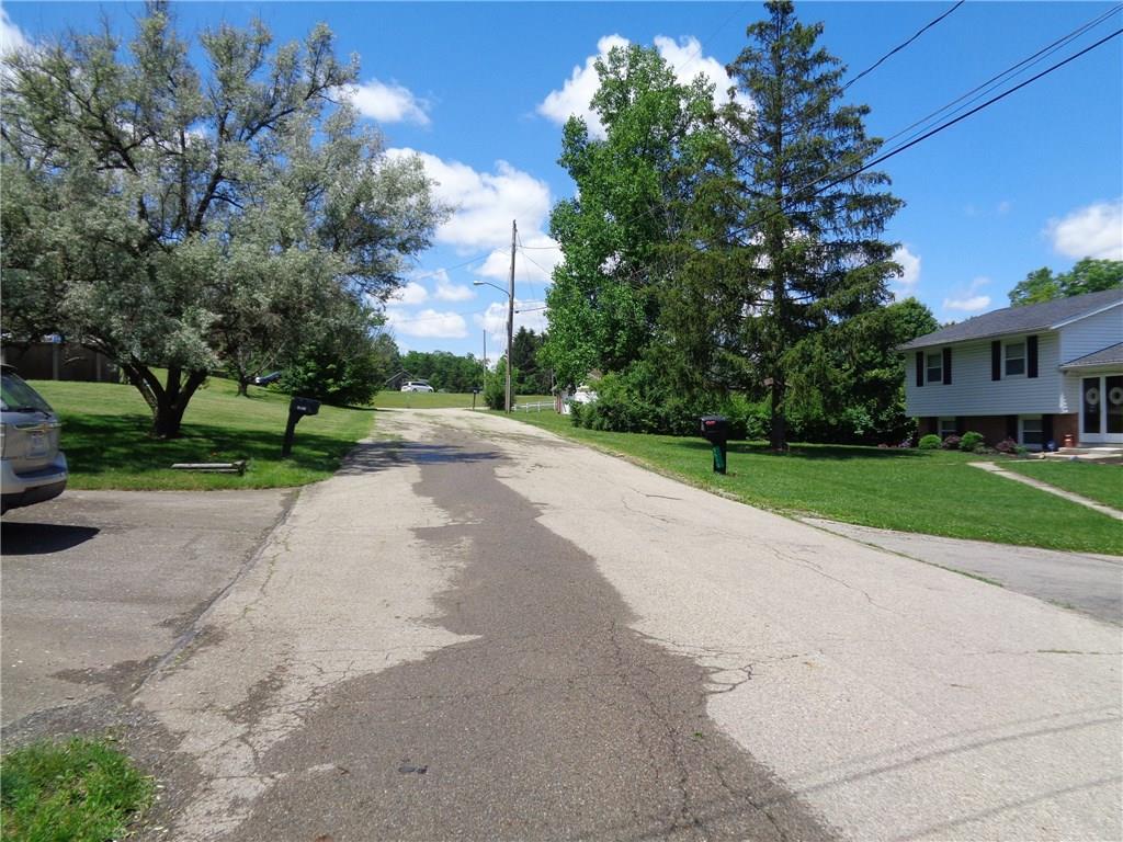 3507 Colonial Drive Springfield, OH 45504 - Photo 4 of 40