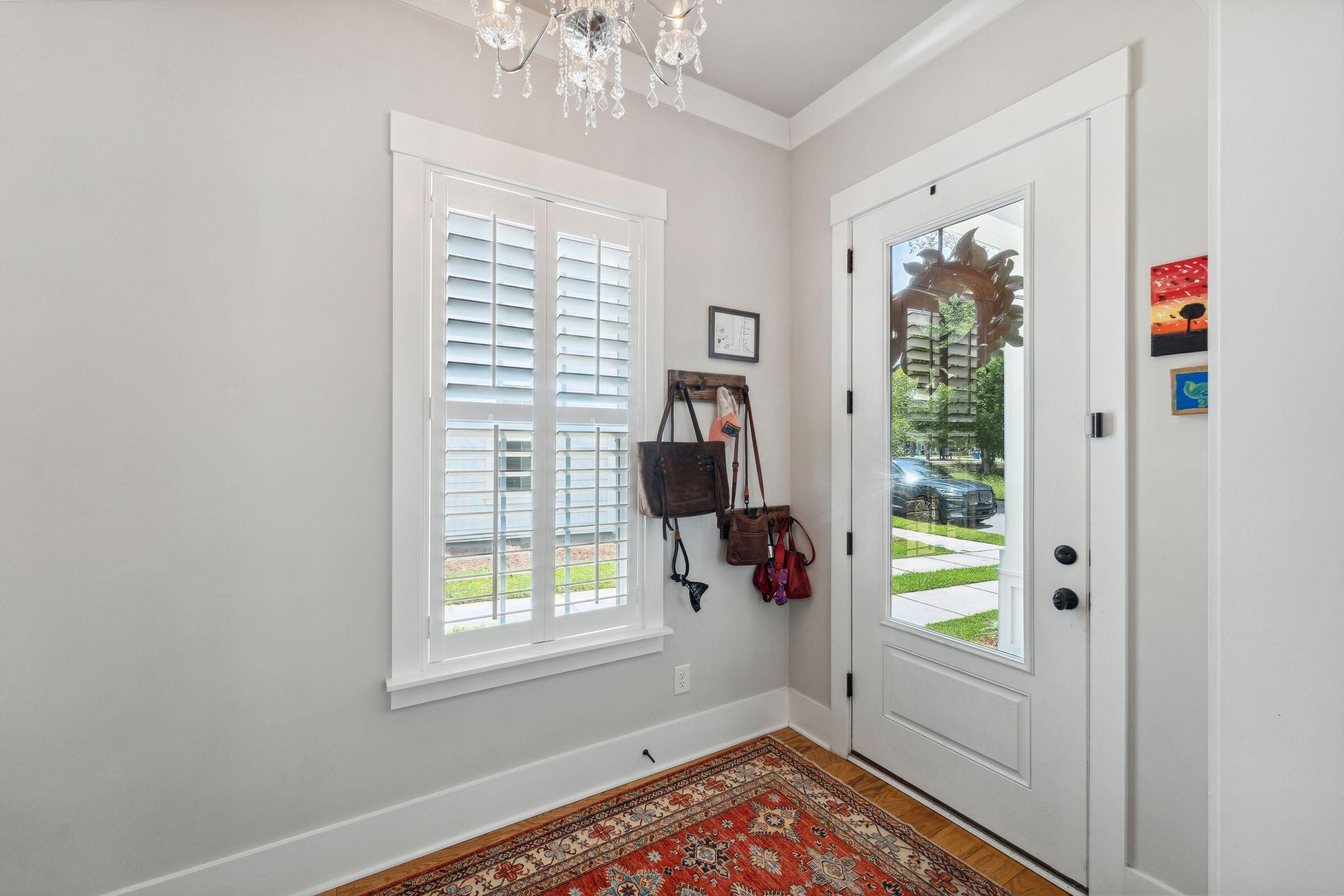 2012 Fleming Woods Road Charleston, SC 29412 - Photo 8 of 58 2012FlemingWoodsRd-KeenEyeMarketing-008