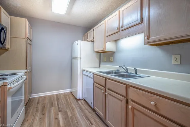 $232,500 | 3908 Westridge Meadow Circle, Clemmons, NC 27012