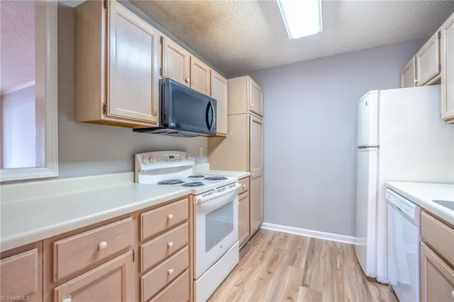 $232,500 | 3908 Westridge Meadow Circle, Clemmons, NC 27012