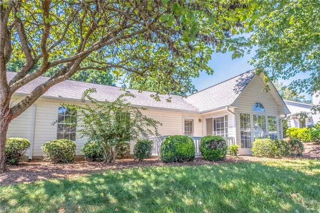 $232,500 | 3908 Westridge Meadow Circle, Clemmons, NC 27012