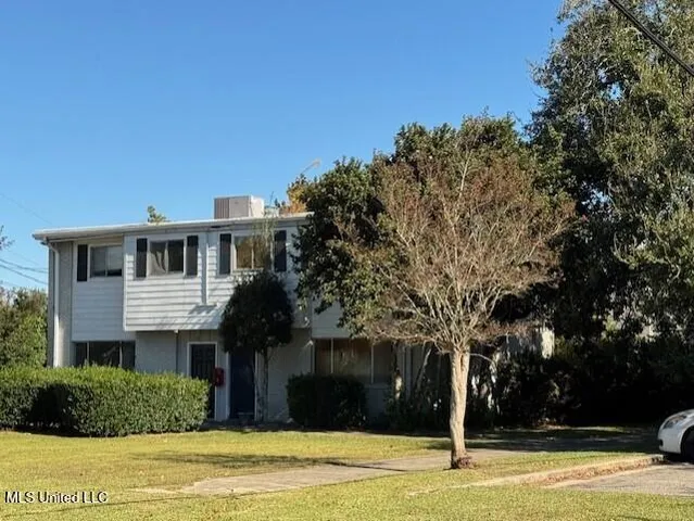 $1,150 | 485 Ruella Avenue, Bay St. Louis, MS 39520