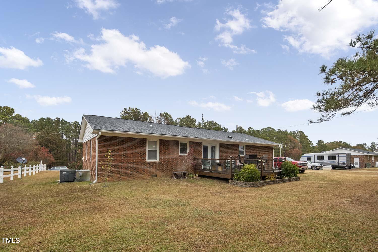 2587 Tarheel Road Benson, NC 27504 - Photo 42 of 44 38