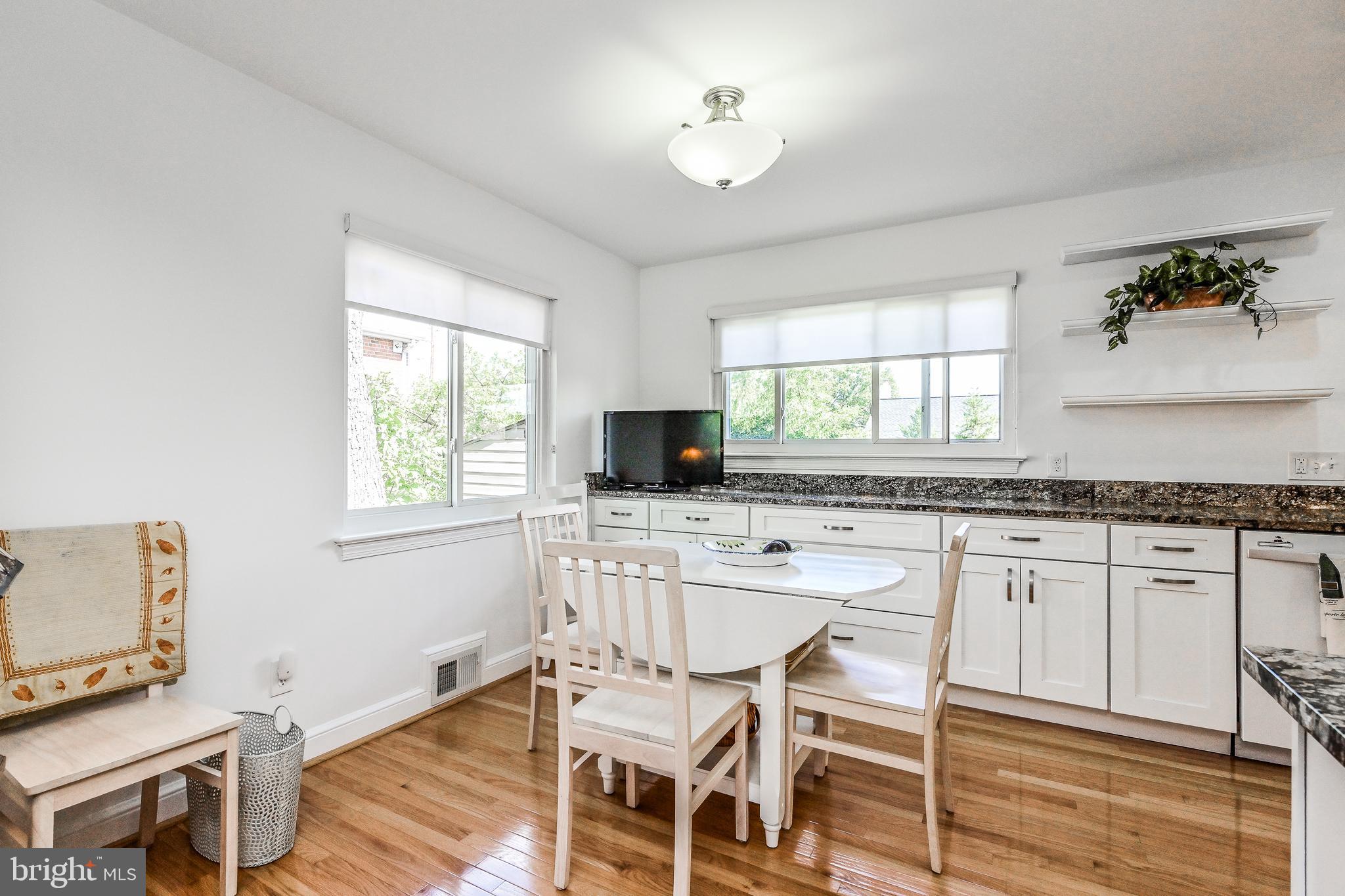 6003 Hanover Avenue Springfield, VA 22150 - Photo 7 of 38 Gallery Image 7