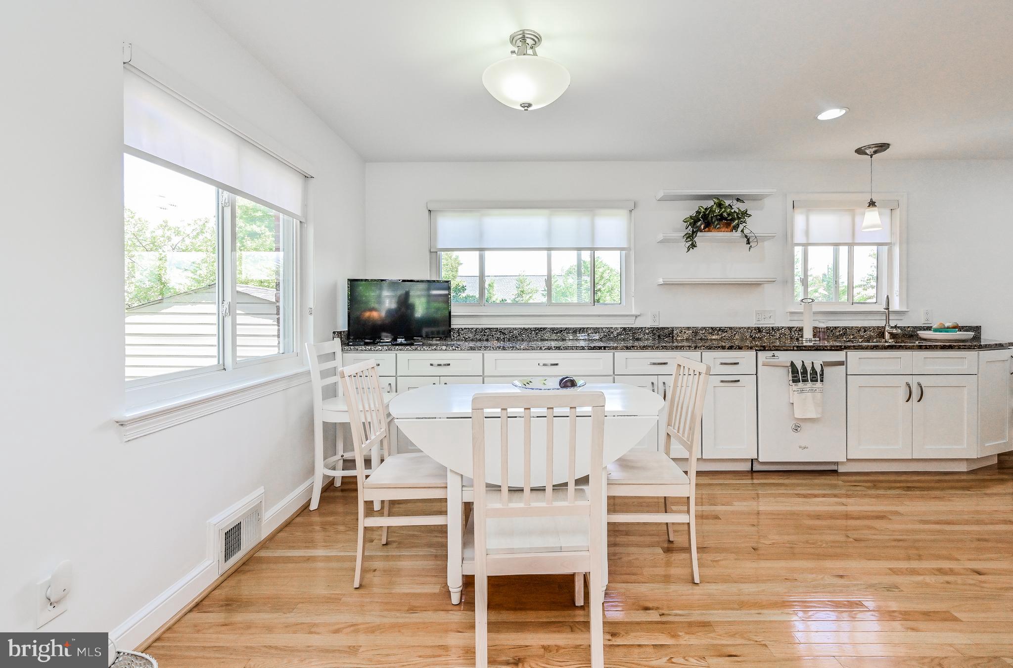 6003 Hanover Avenue Springfield, VA 22150 - Photo 8 of 38 Gallery Image 8