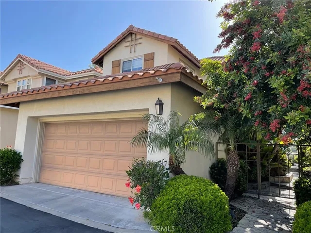 $1,300,000 | 15 Vía Floria, Rancho Santa Margarita, CA 92688