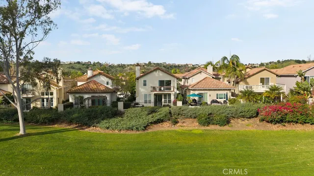 $1,300,000 | 15 Vía Floria, Rancho Santa Margarita, CA 92688