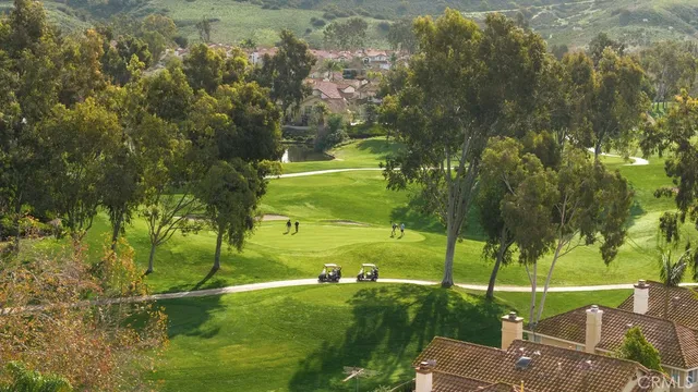 $1,300,000 | 15 Vía Floria, Rancho Santa Margarita, CA 92688