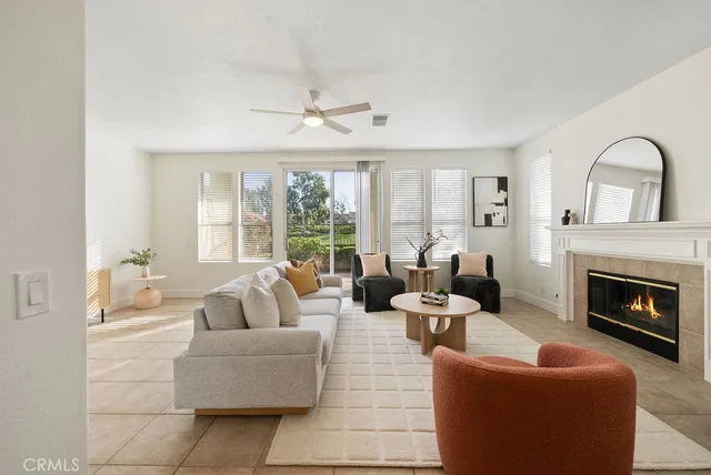 $1,300,000 | 15 Vía Floria, Rancho Santa Margarita, CA 92688