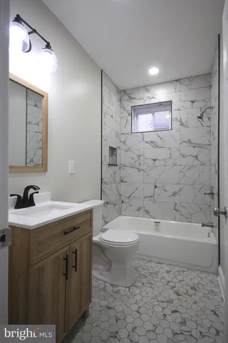 $1,800 | 5860 Osage Avenue, Philadelphia, PA 19143