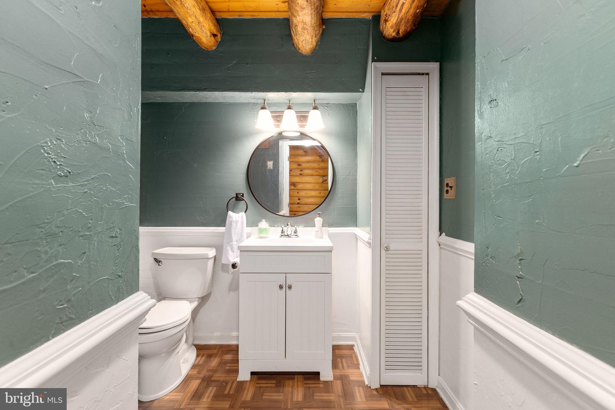 478 Truslow Road Fredericksburg, VA 22405 - Photo 45 of 87 Full bathroom 1 on main level