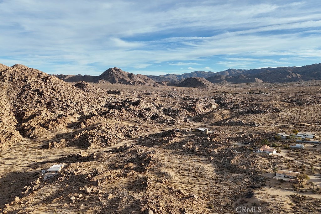 6981 Alturas Drive Joshua Tree, CA 92252 - Photo 12 of 27 a view of mountains and valleys