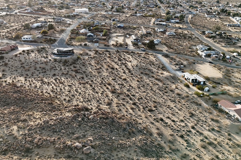 6981 Alturas Drive Joshua Tree, CA 92252 - Photo 16 of 27