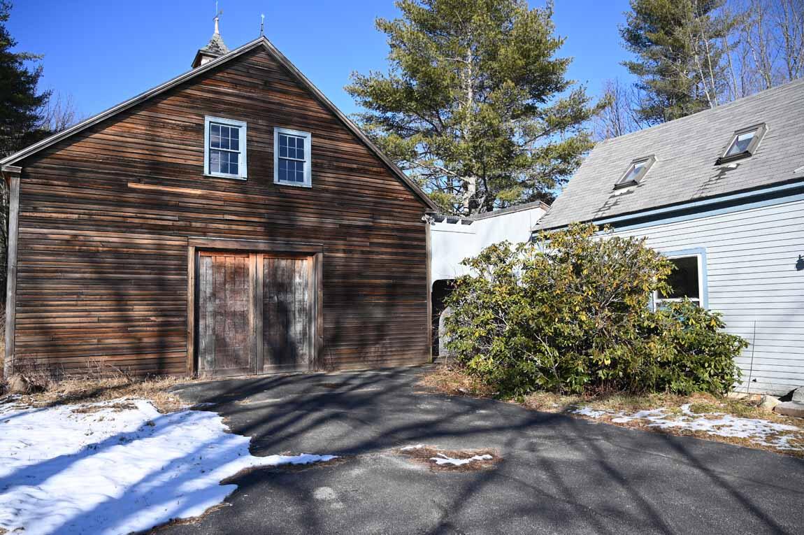 27 Fickett Road Pownal, ME 04069 - Photo 3 of 31 Barn