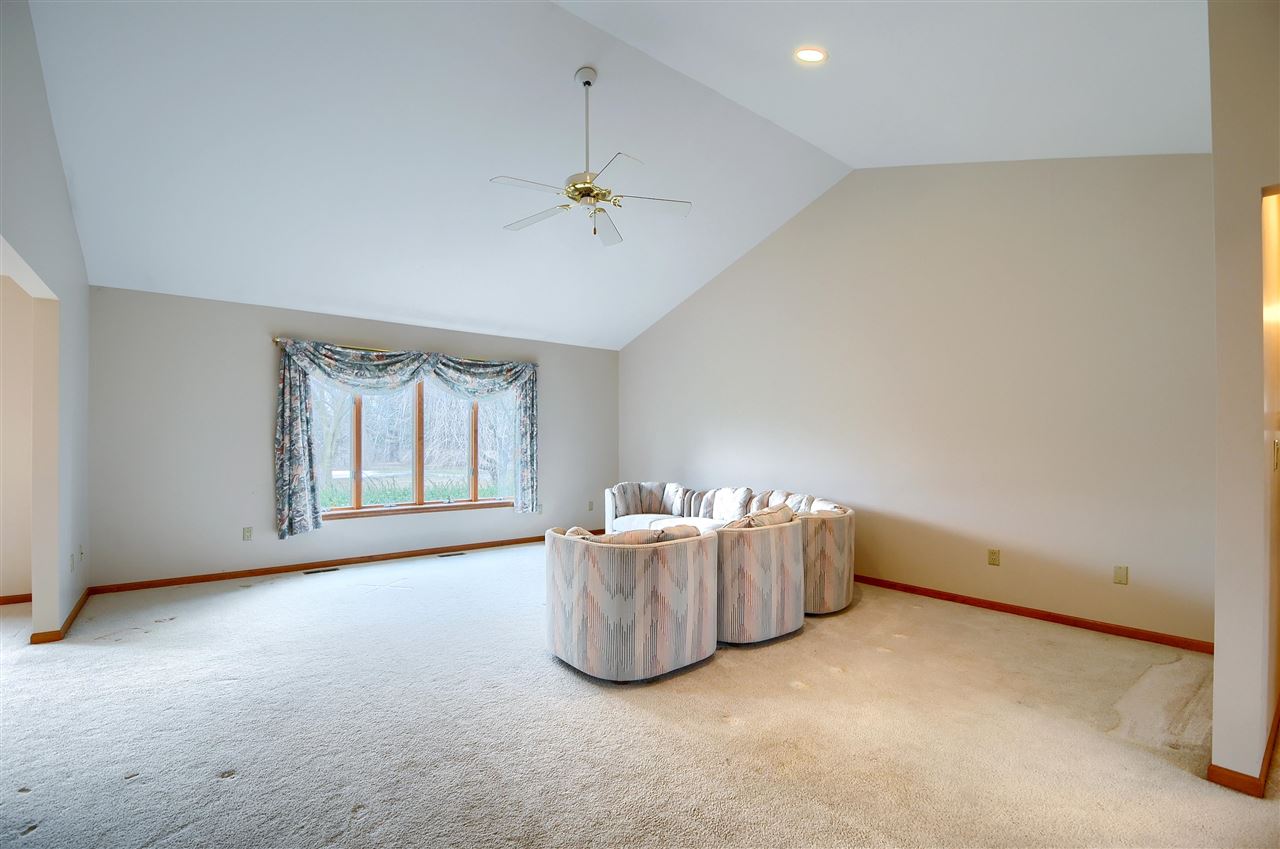 8307 Potter Road Flushing, MI 48433 - Photo 8 of 48 Great Room