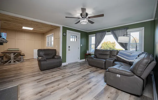 $329,900 | 103 Sunset Drive, McMinnville, TN 37110