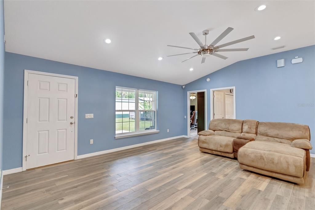 723 River Run Road Osteen, FL 32764 - Photo 26 of 35