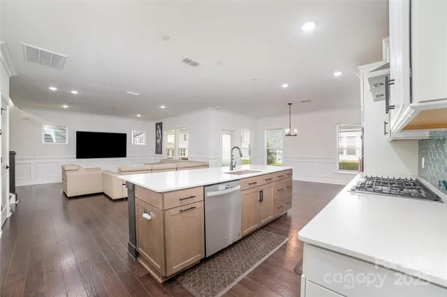 $675,000 | 9282 Moss Plantation Avenue Northwest, Concord, NC 28027