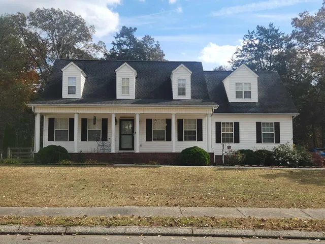 $354,900 | 282 Maple Crest Circle Northwest, Charleston, TN 37310