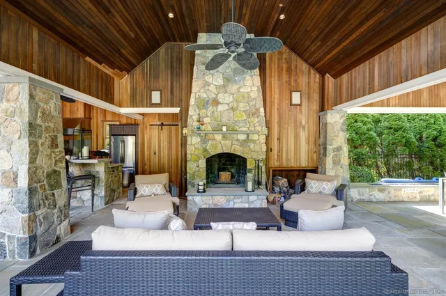 $4,695,000 | 174 Branchville Road, Ridgefield, CT 06877