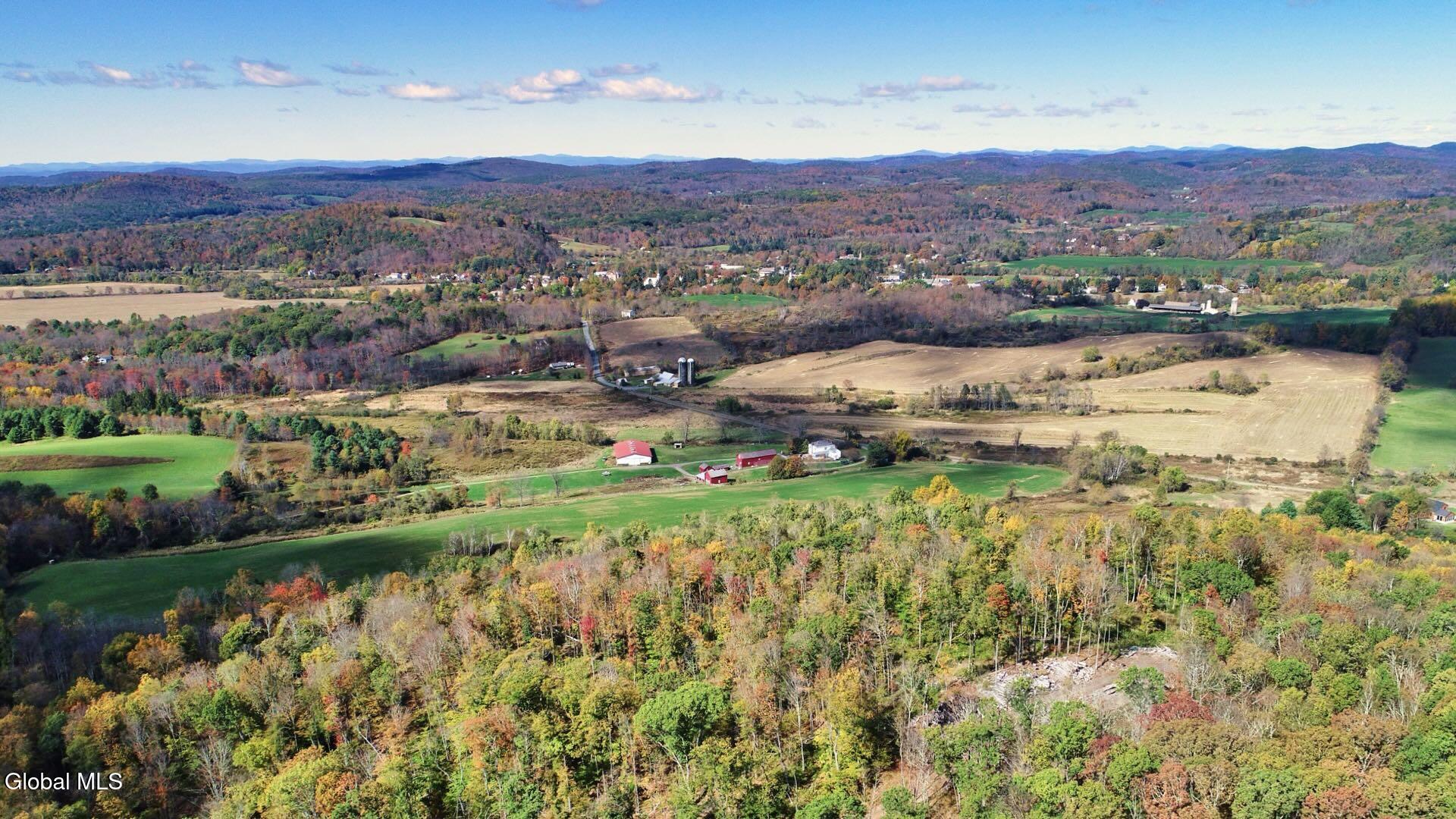 97 Sky Parlor Way Salem, NY 12865 - Photo 35 of 92 38