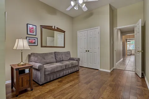 $925,000 | 46 North Copperknoll Circle, The Woodlands, TX 77381